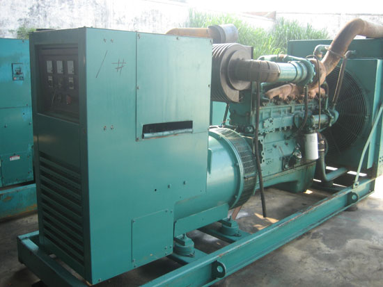 贵定租赁发电机- 发电机碳刷磨损的原因是什么