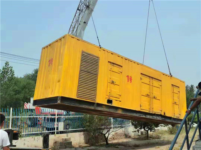 贵定300KW柴油发电机组油耗是多少？