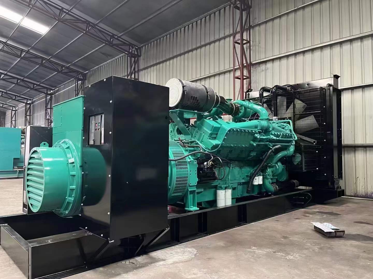 贵定如何修正海拔高度对电缆载流量的影响？