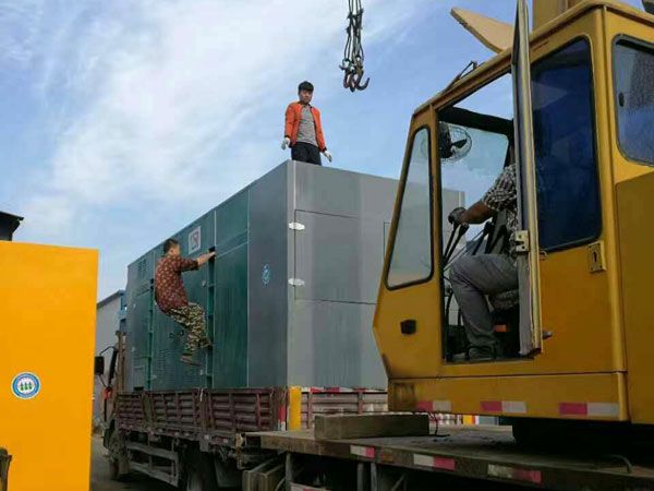 贵定更换水冷式机油散热器密封件的操作流程是怎样的？